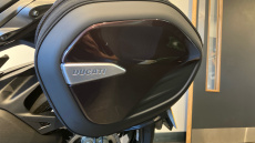 Ducati X Diavel V4 Burning Red (25MY)